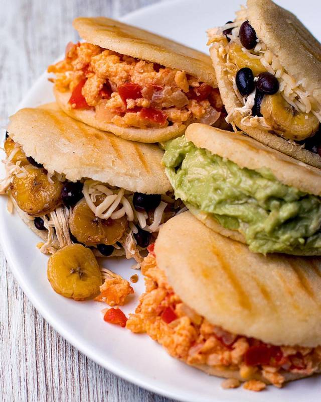 AREPA PARA RELLENAR 6 stk 800g 🇻🇪